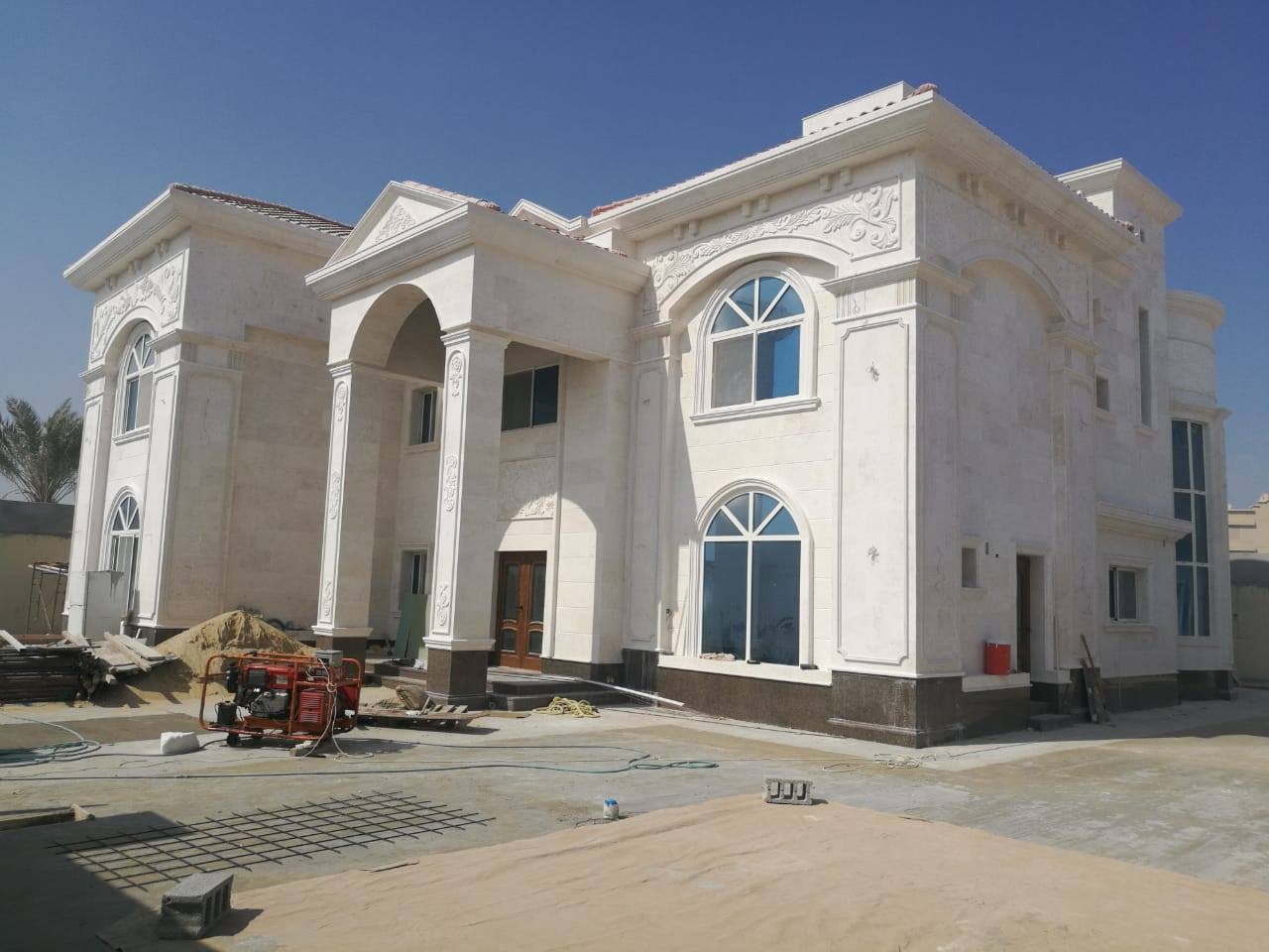 ديكورات حجر خارجي للفلل